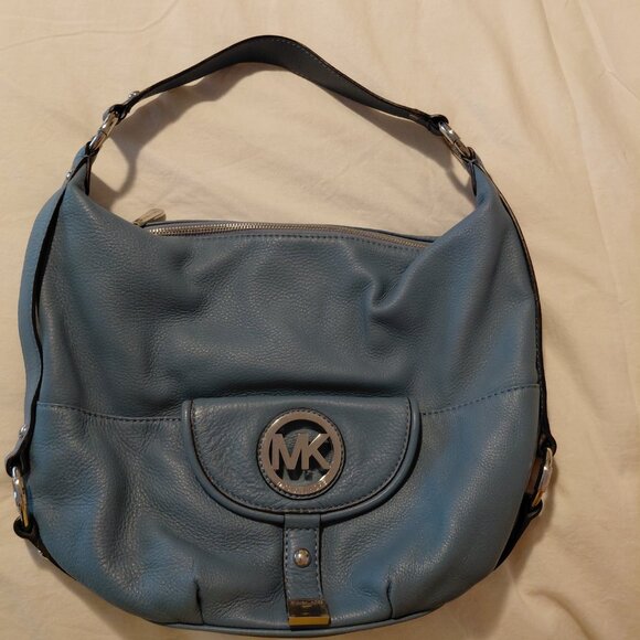 Michael Kors Blue Leather Shoulder Bag - Picture 3 of 10